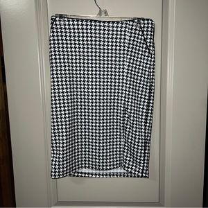 Venus herringbone-print pencil skirt M EUC